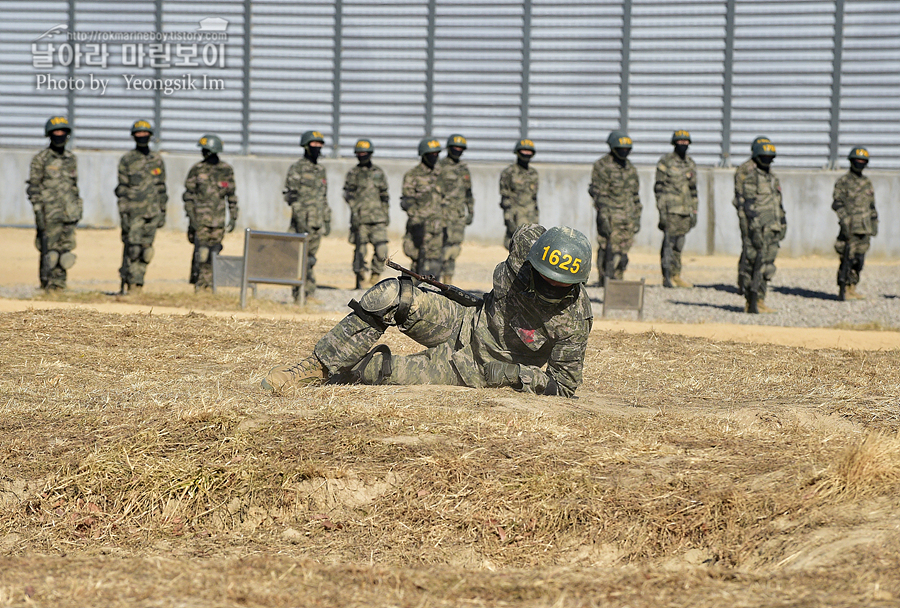 해병대 신병 1265기 1교육대 극기주 각개전투2_0872.jpg