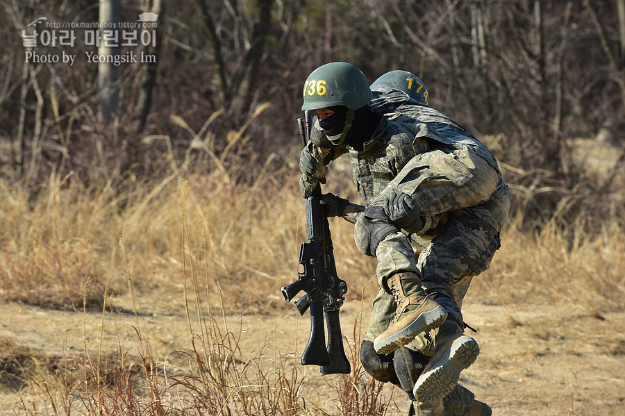 해병대 신병 1265기 1교육대 극기주 각개전투2_0984.jpg