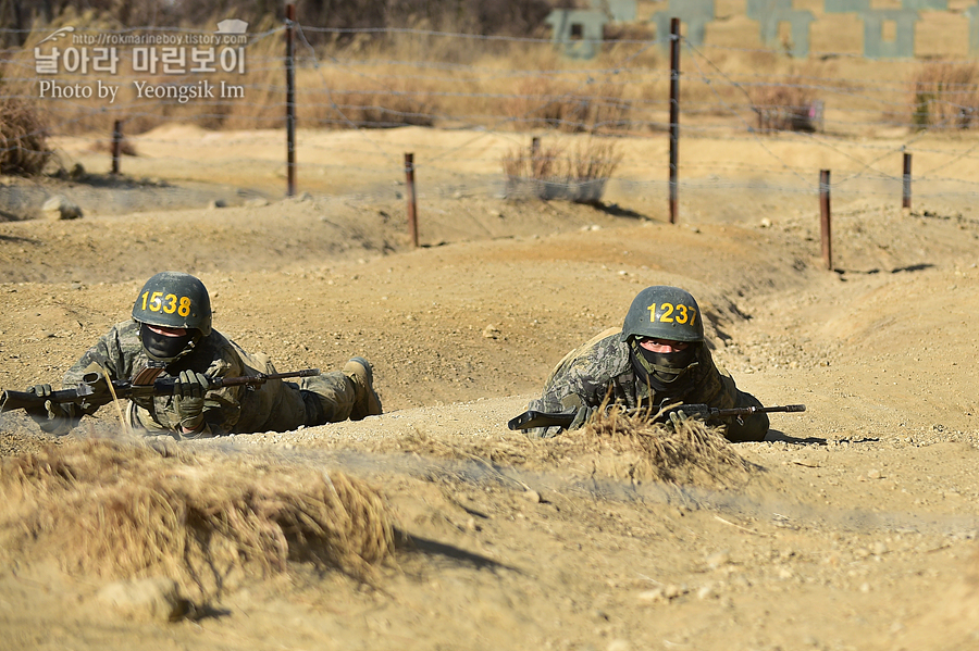 해병대 신병 1265기 1교육대 극기주 각개전투1_1042.jpg