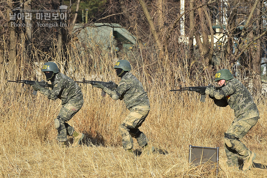 해병대 신병 1265기 1교육대 극기주 각개전투1_1120.jpg