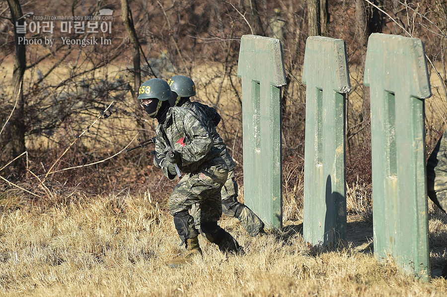 해병대 신병 1265기 1교육대 극기주 각개전투1_1133.jpg