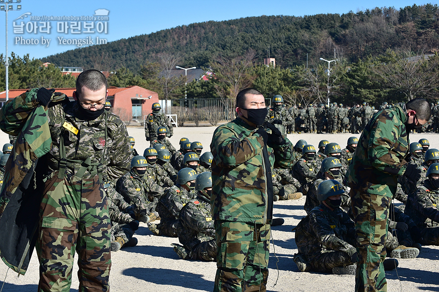 해병대 신병 1265기 1교육대 3주차 화생방 67_8202.jpg