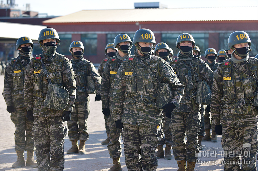 해병대 신병 1265기 1교육대 3주차 화생방 89_8331.jpg