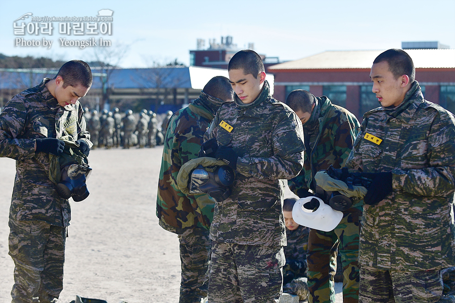 해병대 신병 1265기 1교육대 3주차 화생방 89_8278.jpg