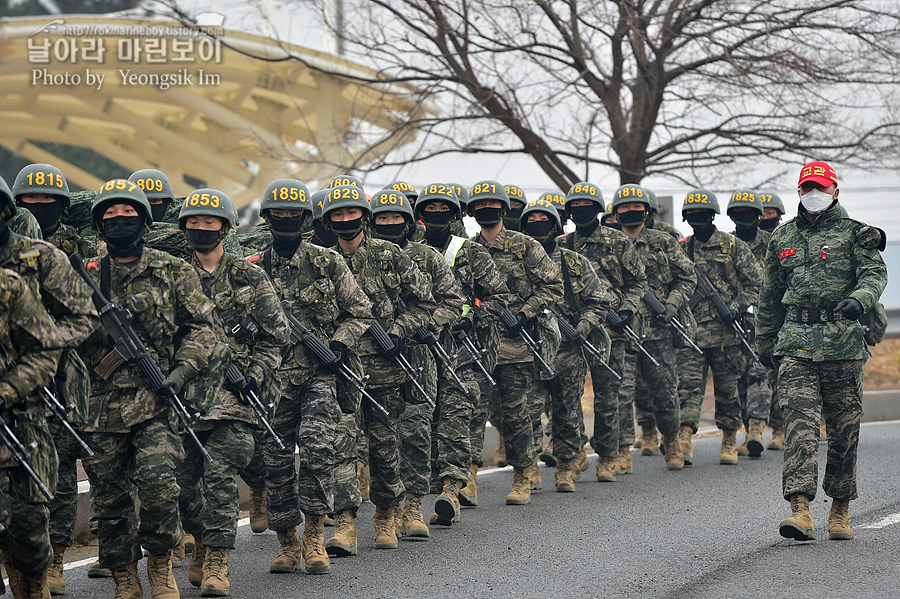 해병대 신병 1265기 1교육대 극기주 빨간명찰수여식_1265.jpg