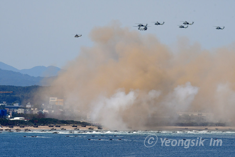 제73주년 국군의날 행사  피스메이커 합동상륙작전_0999_1.jpg