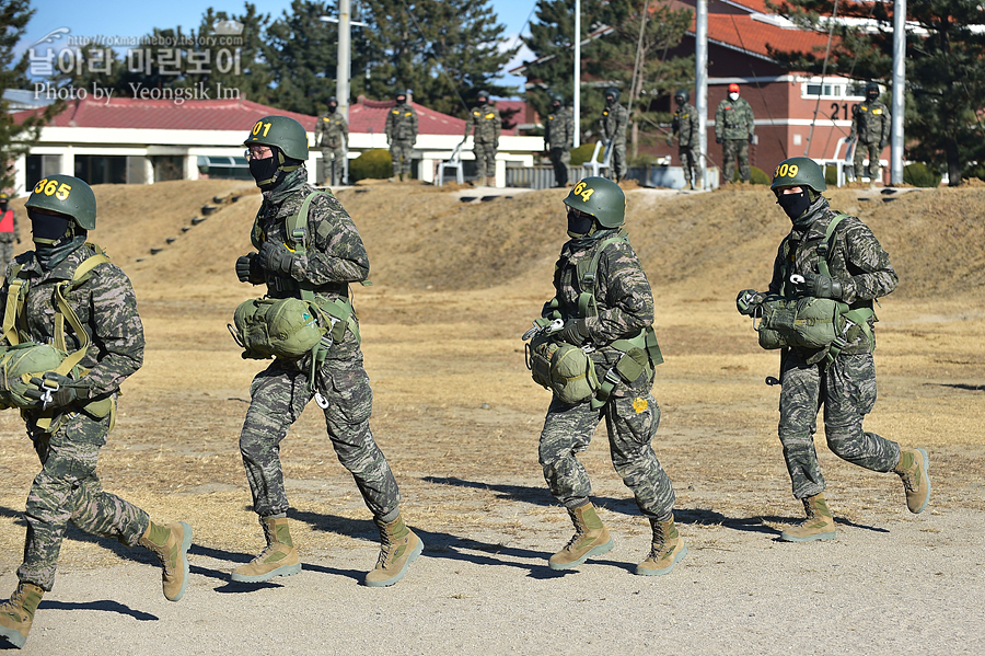 해병대 신병 1265기 2교육대 3주차 공수기초훈련_9098.jpg