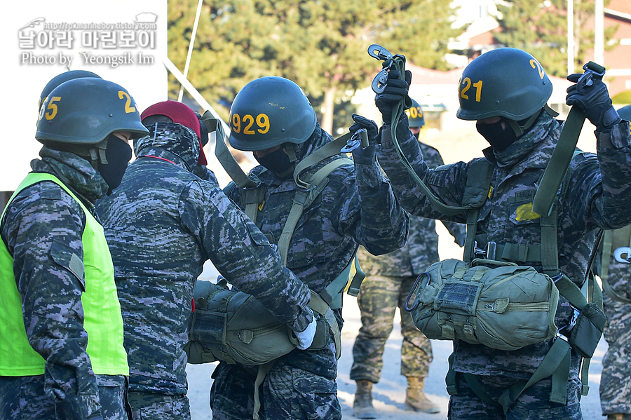 해병대 신병 1265기 2교육대 3주차 공수기초훈련_9283.jpg