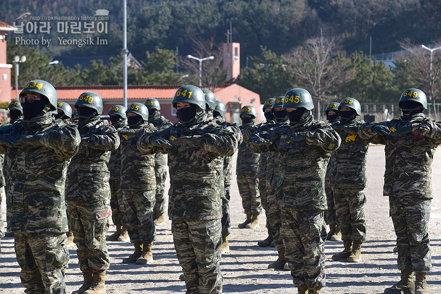 해병대 신병 1265기 1교육대 3주차 참호목봉_8838.jpg