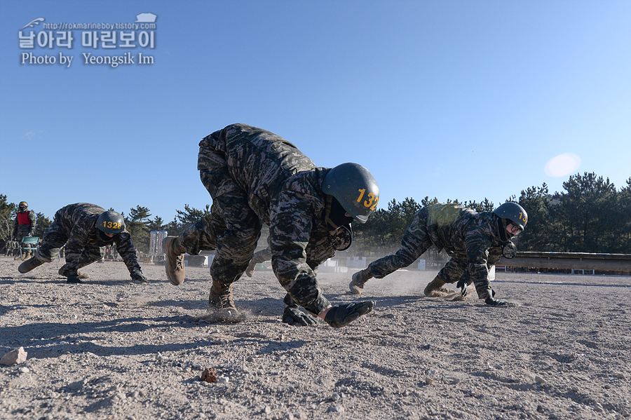 해병대 신병 1265기 1교육대 3주차 참호목봉_8662_1.jpg