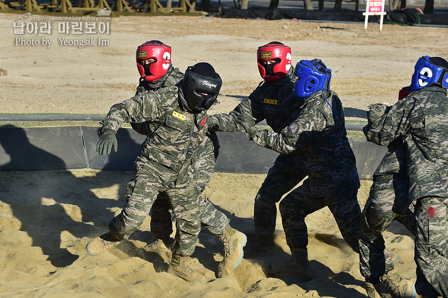 해병대 신병 1265기 1교육대 3주차 참호목봉_9163.jpg