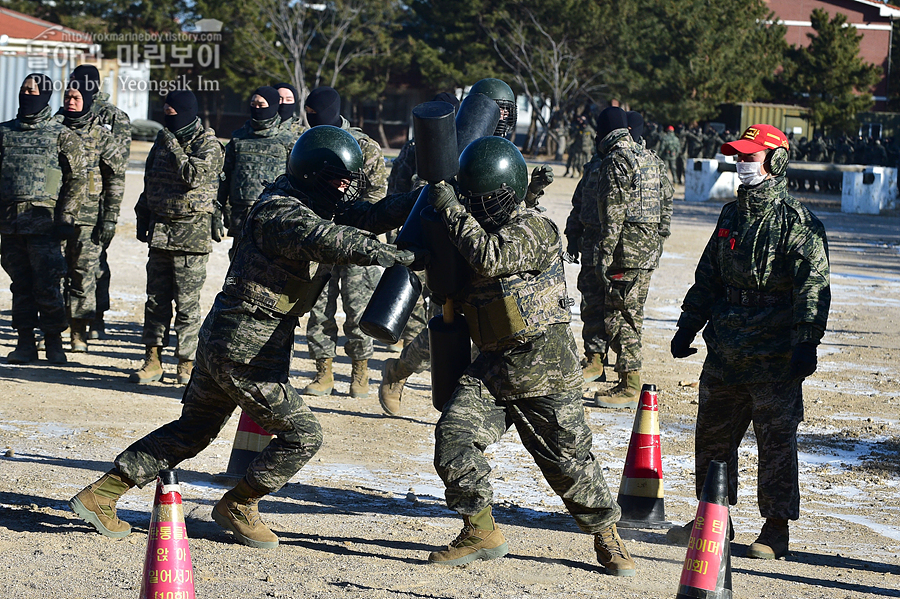 해병대 신병 1265기 1교육대 3주차 참호목봉_8703.jpg