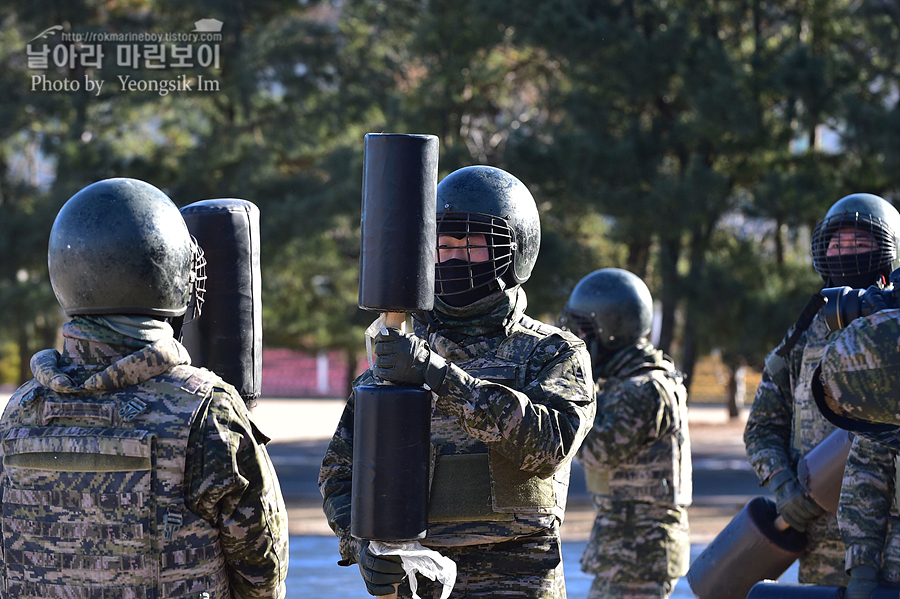 해병대 신병 1265기 1교육대 3주차 참호목봉_8698.jpg