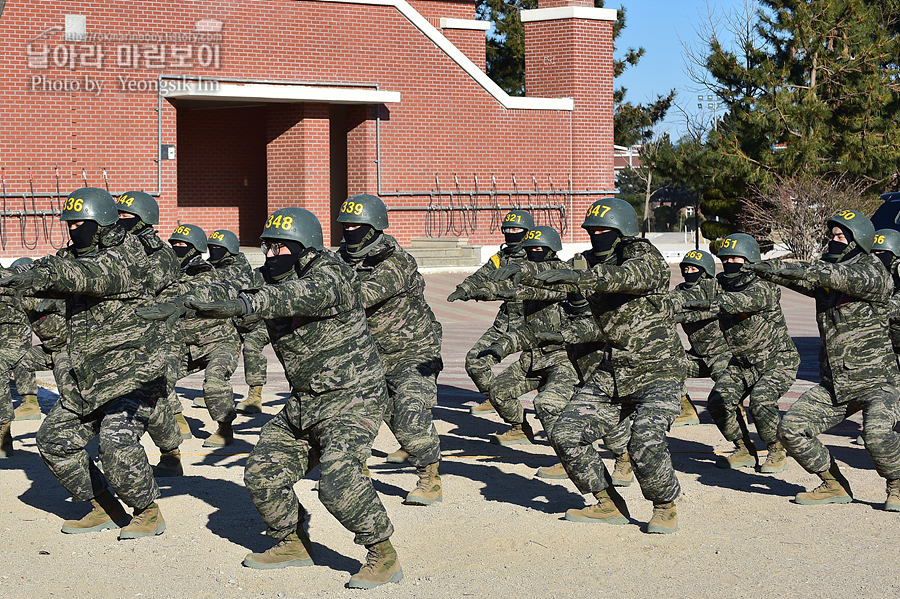 해병대 신병 1265기 1교육대 3주차 참호목봉_8686.jpg