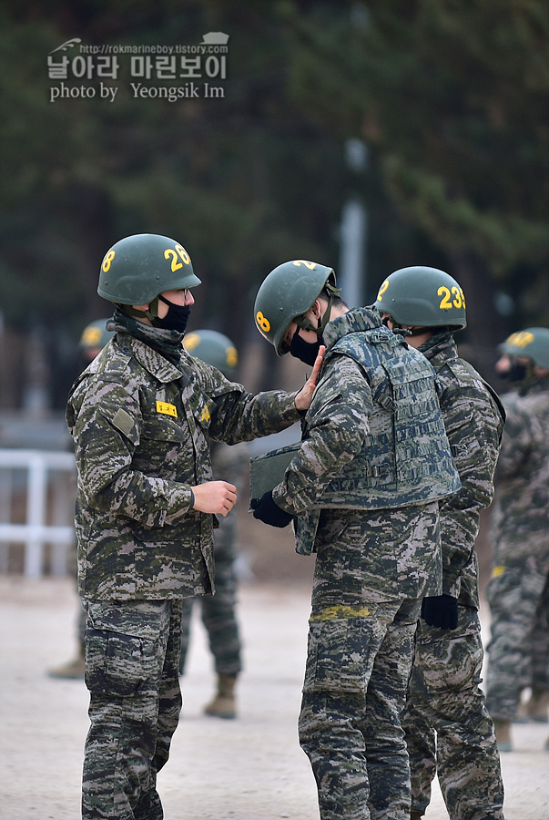 해병대 신병 1265기 2교육대 4주차 수류탄투척_0202.jpg