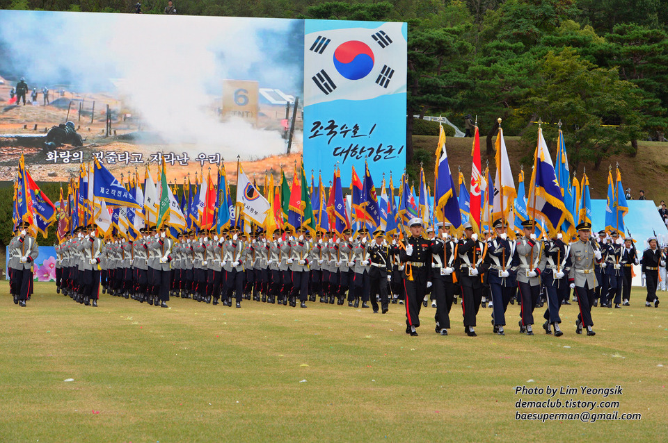 국군의날_지상군_임영식기자_1913.jpg