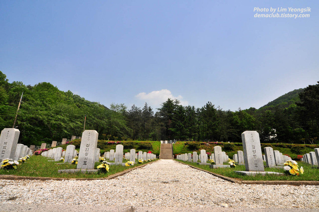 전주군경묘지_05.jpg