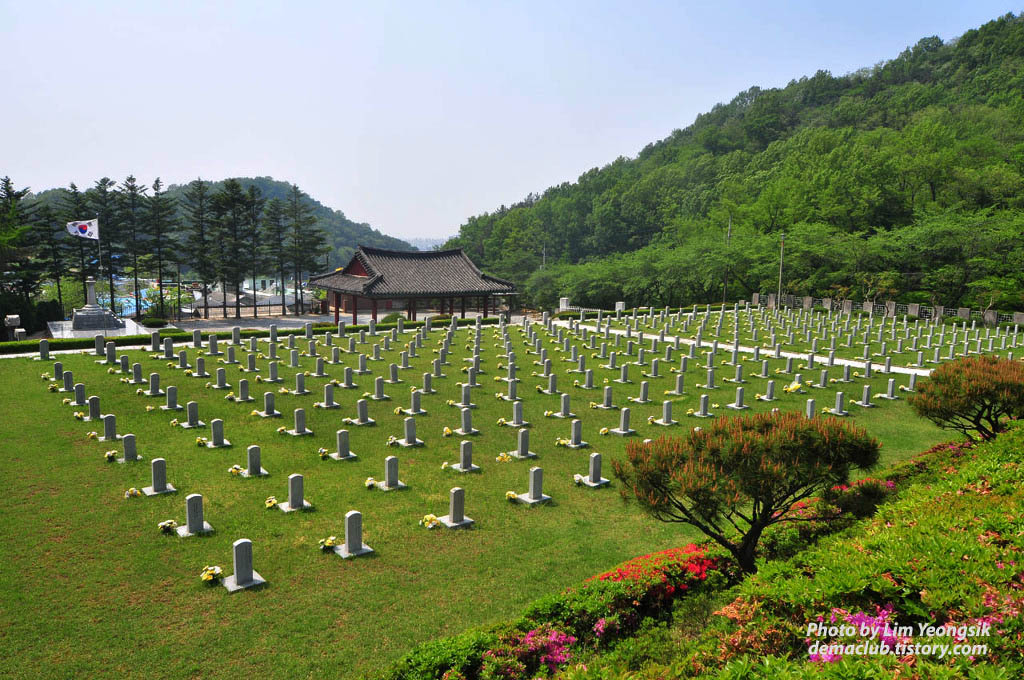 전주군경묘지_07.jpg