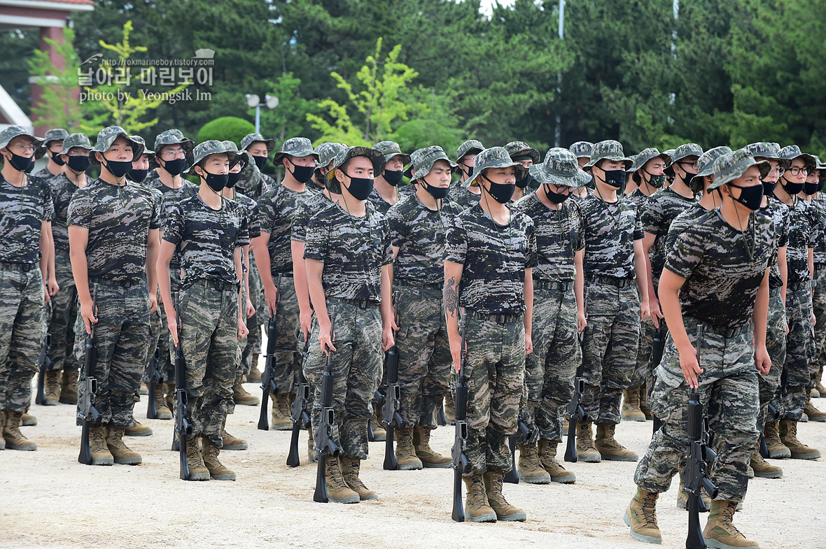 해병대 신병 1259기 2교육대 제식훈련 사진 임영식작가_2019_1897.jpg