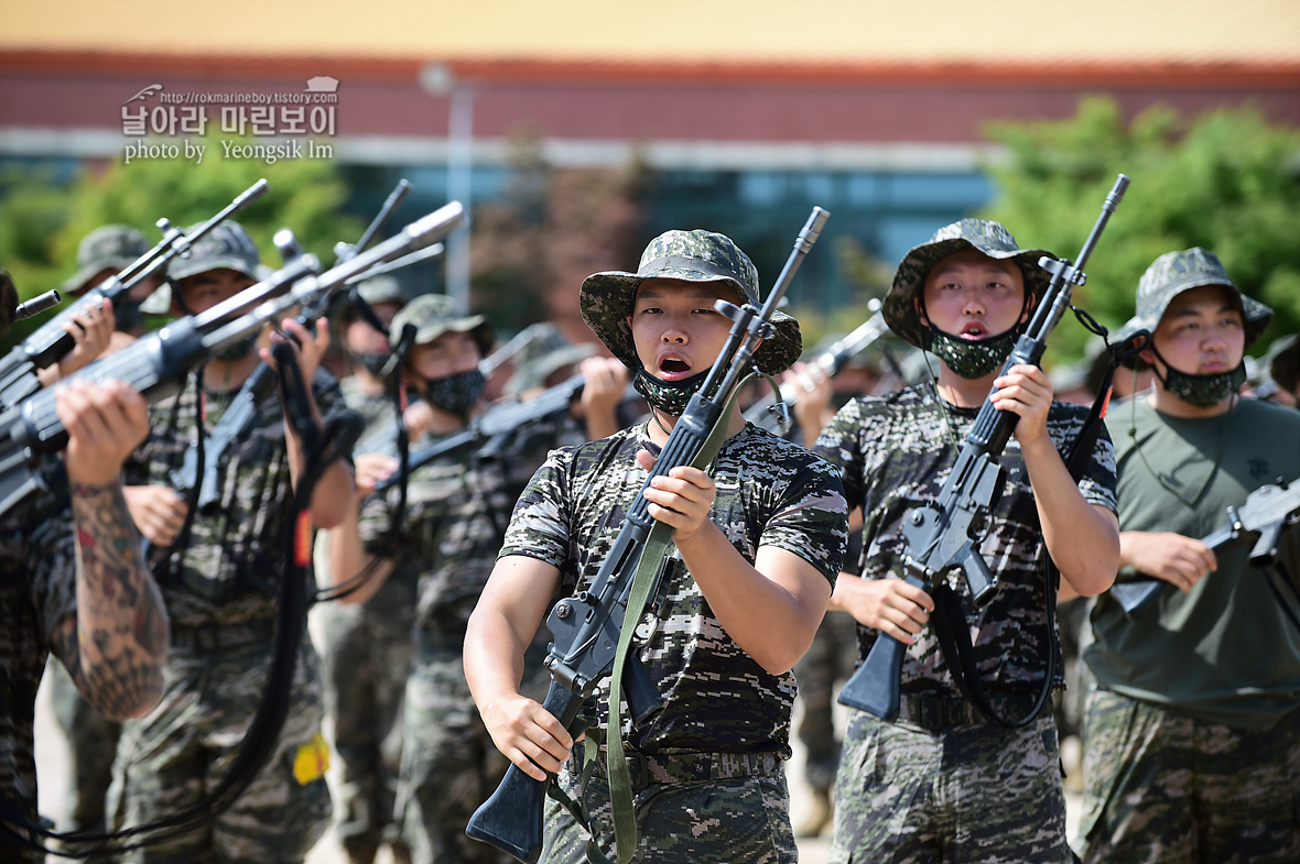 해병대 신병 1259기 1교육대 제식훈련 사진 임영식작가_2100.jpg