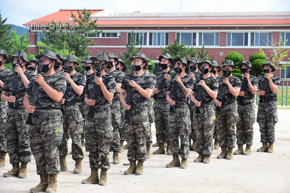 해병대 신병 1259기 2교육대 제식훈련 사진 임영식작가_2019_1914.jpg