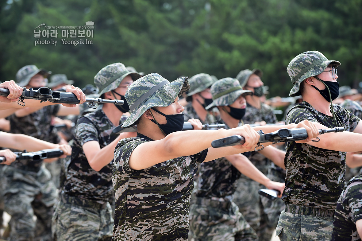 해병대 신병 1259기 2교육대 제식훈련 사진 임영식작가_2019_1918.jpg