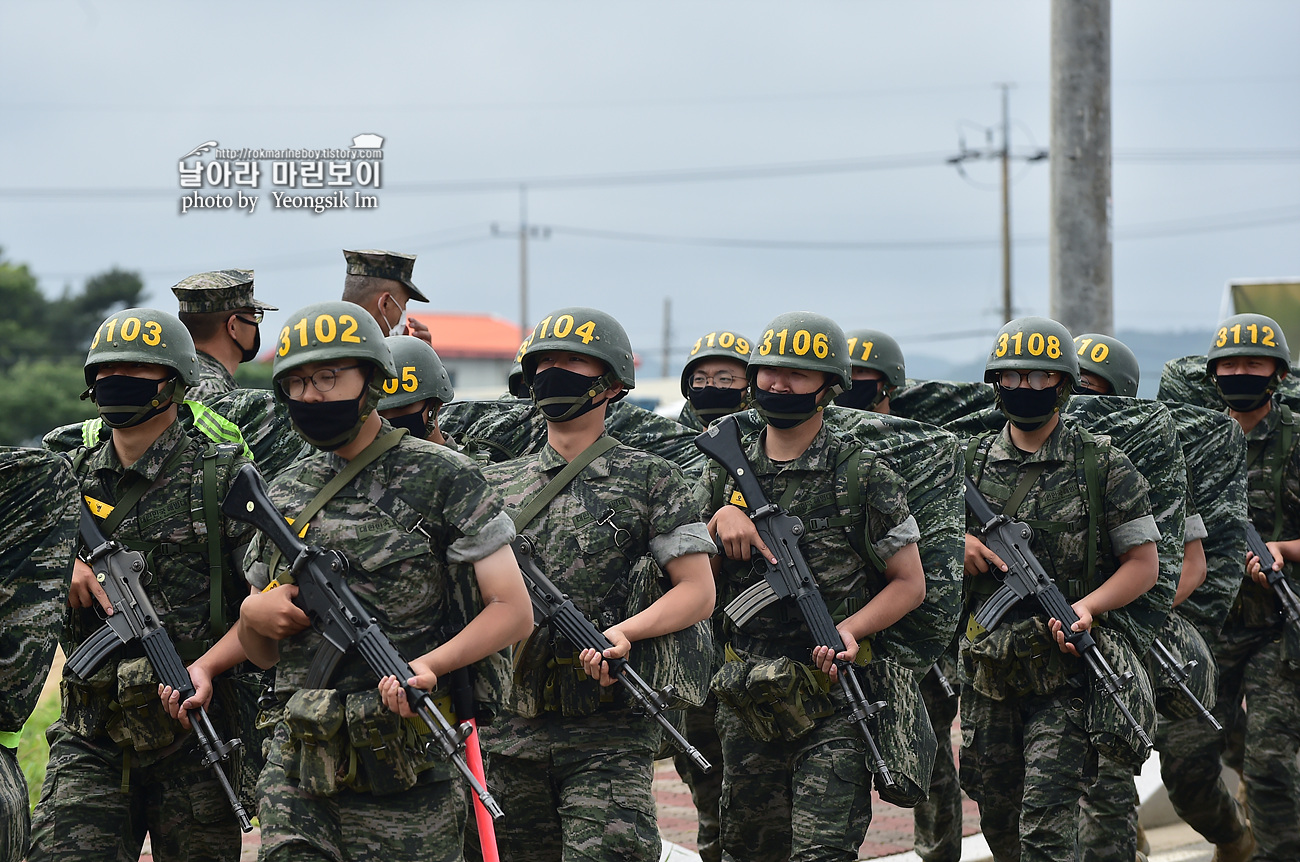 해병대 신병 1258기 극기주 삘긴명찰 여식_6703.jpg