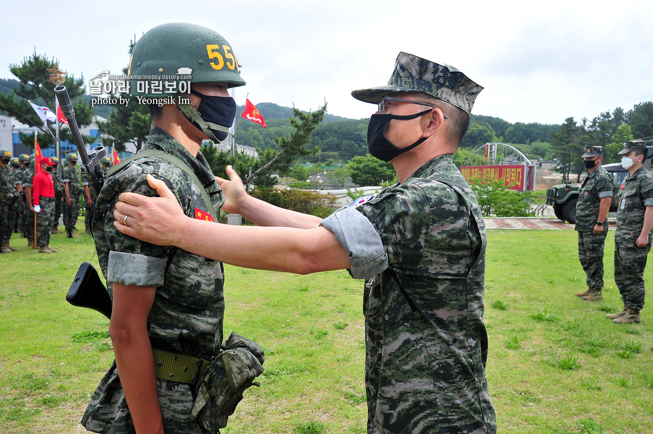 해병대 신병 1258기 극기주 삘긴명찰 여식_6910.jpg