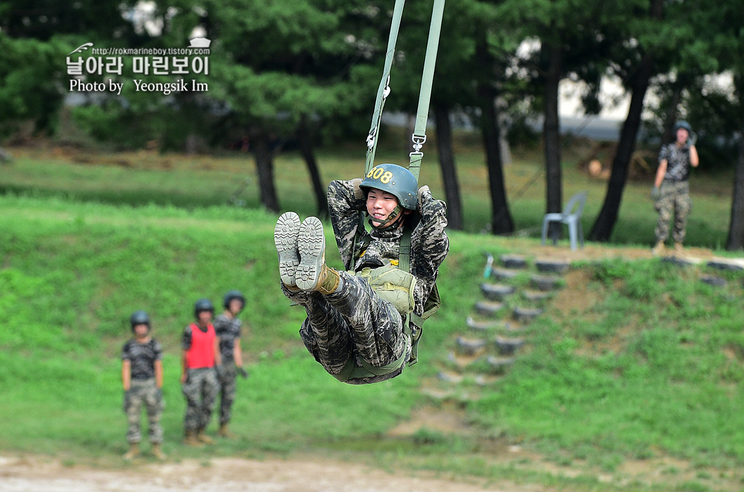 해병대 신병 1261기 4주차 공수기초훈련8_7729.jpg