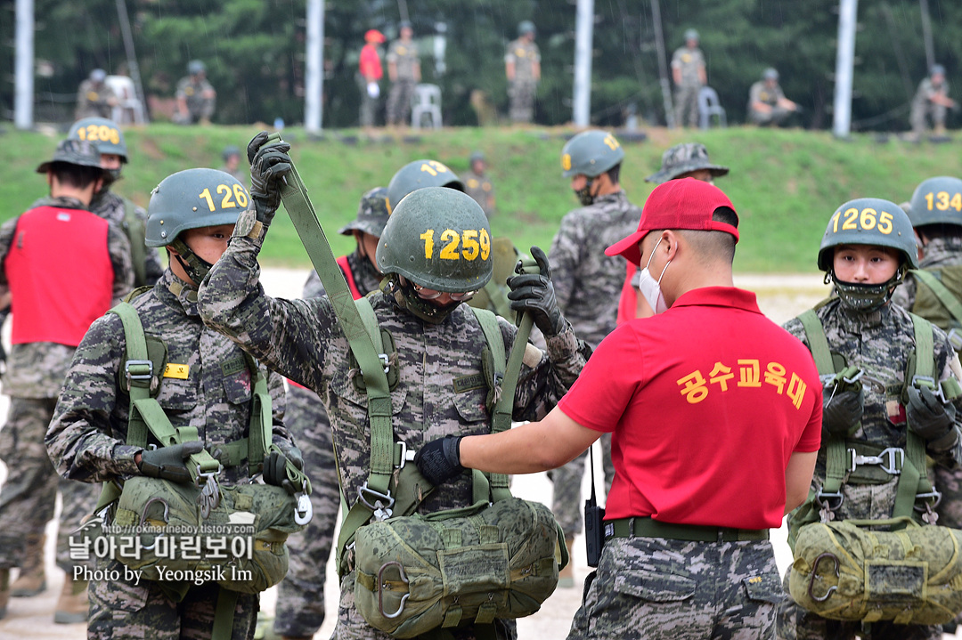 해병대 신병 1261기 4주차 공수기초훈련2_7270.jpg