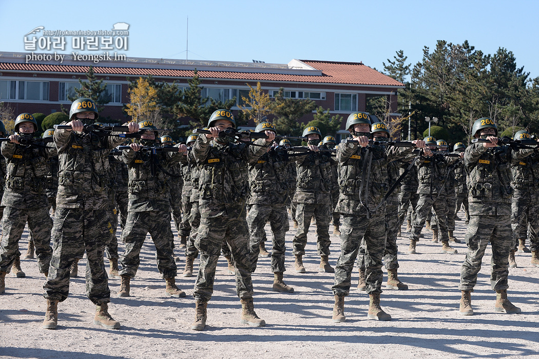 해병대 신병 1263기 2교육대 4주차 집총체조_9921.jpg