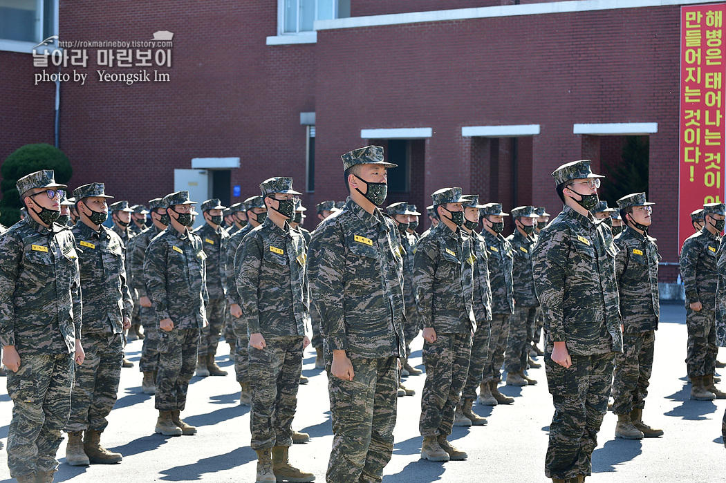 해병대 신병 1263기 2교육대 4주차 집총체조_9984.jpg