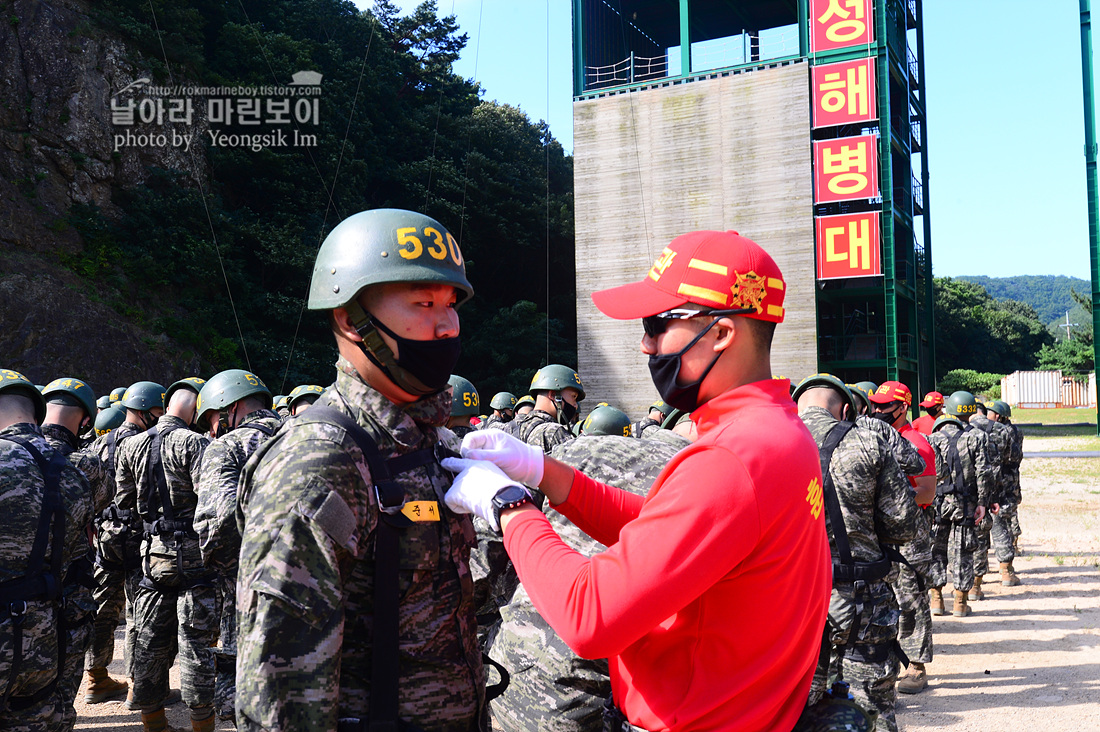 해병대 신병 1260기 5교육대 극기주 유격 3_1926.jpg