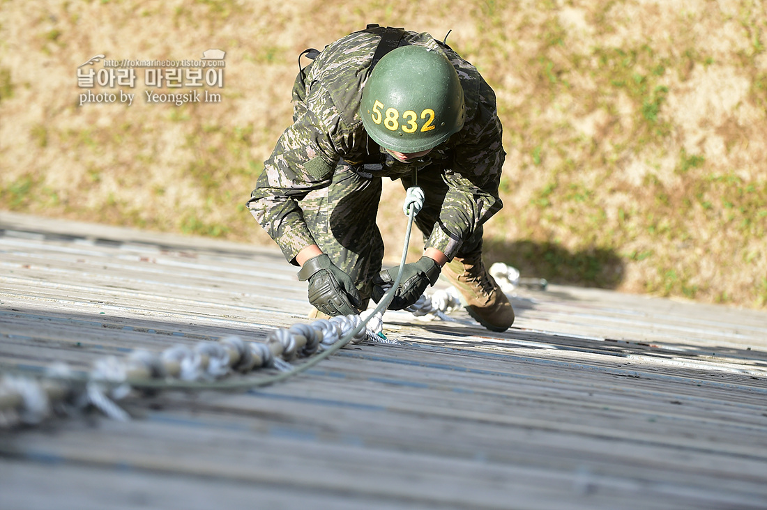 해병대 신병 1260기 5교육대 극기주 유격 8_0468.jpg