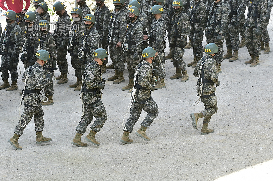 해병대 신병 1260기 5교육대 극기주 유격 6_0522.jpg