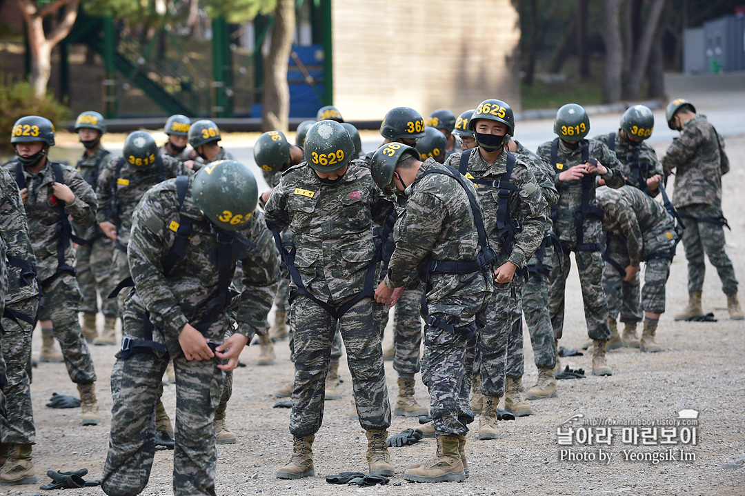 해병대 신병 1262기 3교육대 극기주 유격기초_8326.jpg