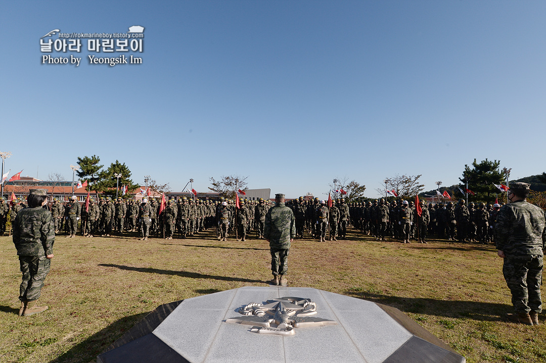 해병대 신병 1262기 3 빨간명찰수여식_8014.jpg