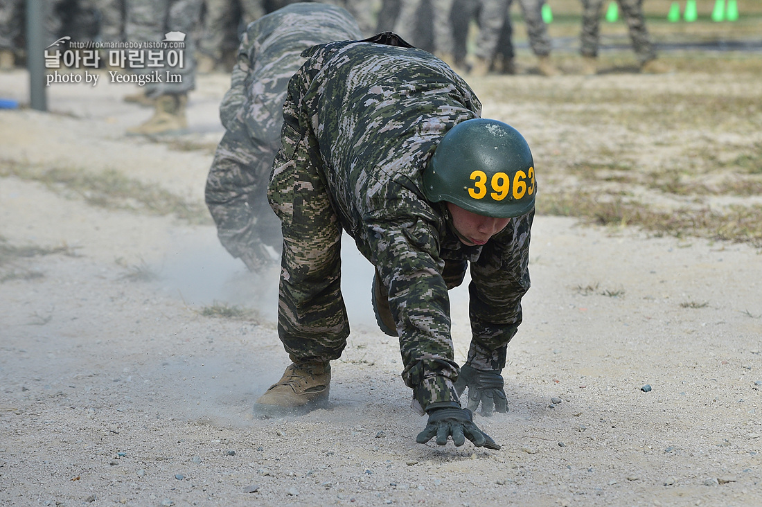 해병대 신병 1262기 3교육대 3주차 참호격투등_3841.jpg