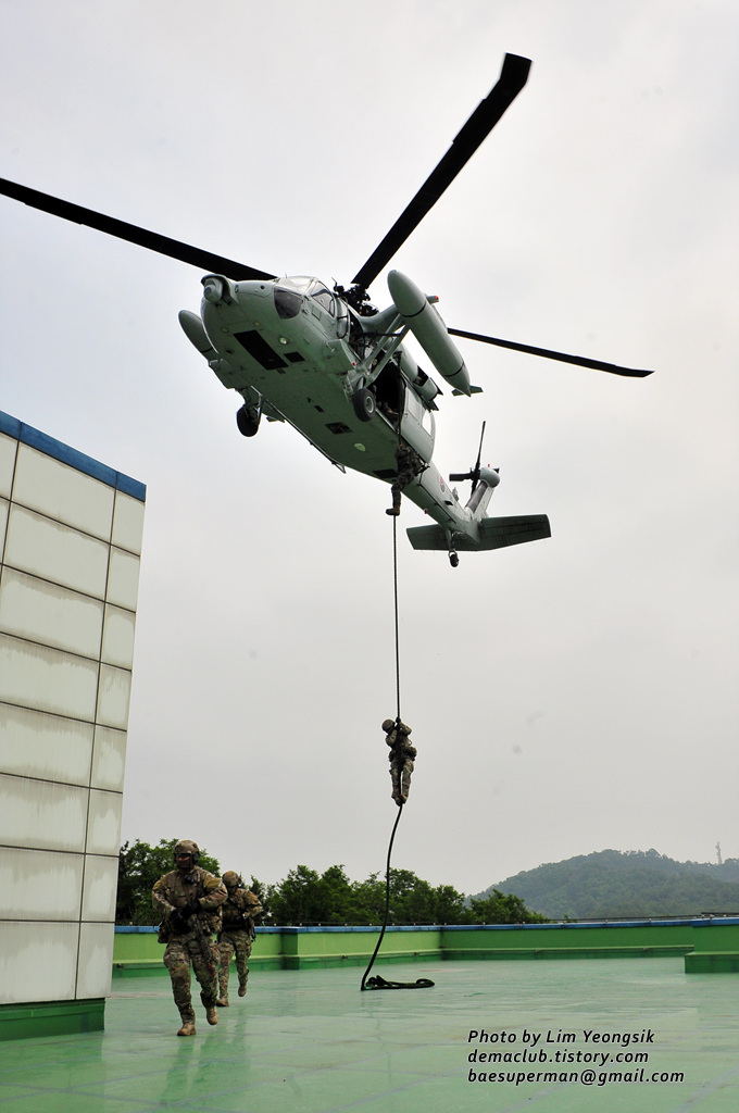 해군해병대신속기동부대_1350.jpg