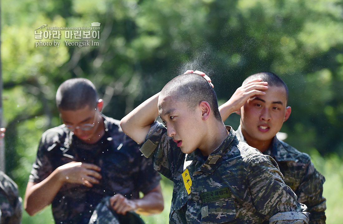 해병대 신병 1260기 5교육대 극기주_1291.jpg