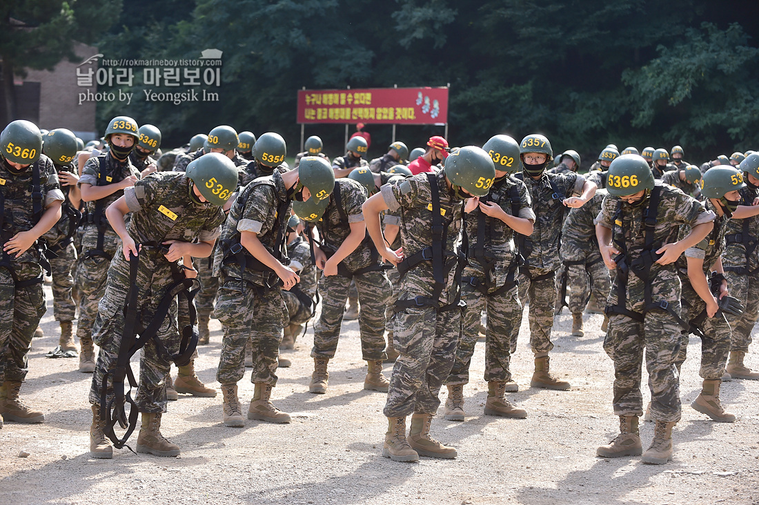 해병대 신병 1260기 5교육대 극기주_0376.jpg