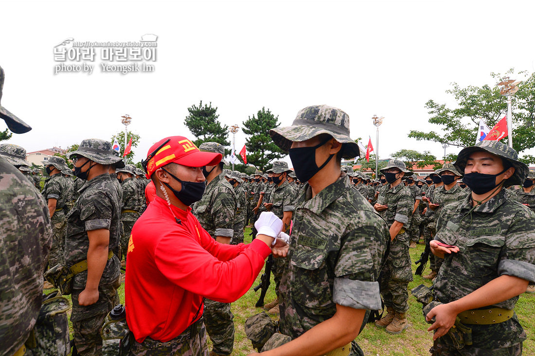 해병대 신병 1260기 빨간명찰수여식 3_2847.jpg