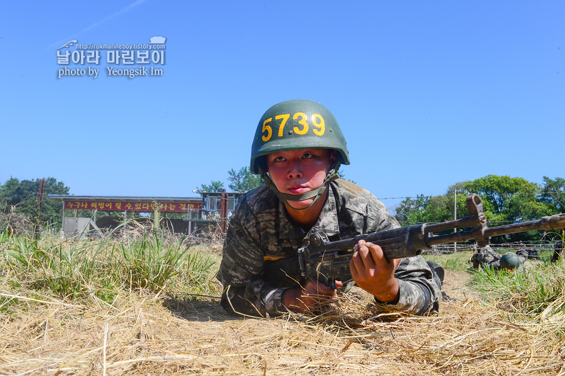 해병대 신병 1260기 5교육대 극기주_2373.jpg