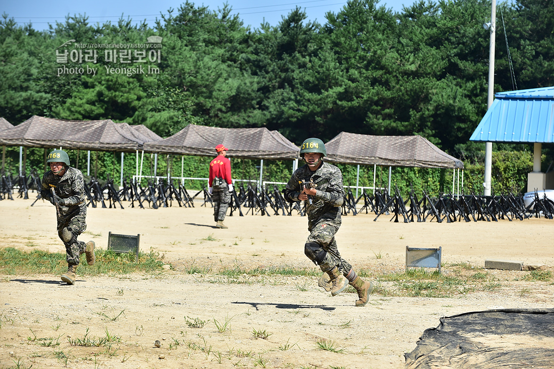 해병대 신병 1260기 5교육대 극기주_1299.jpg