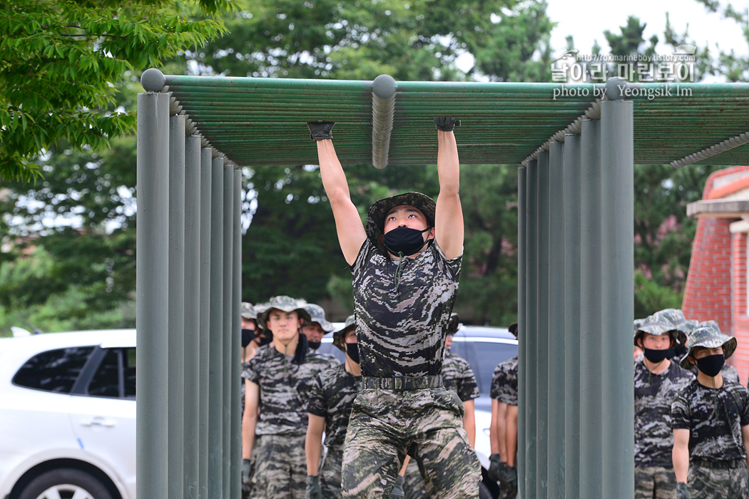 해병대 신병 1260기 5교육대 4주차 목봉장애물 사진 임영식 0_1434.jpg