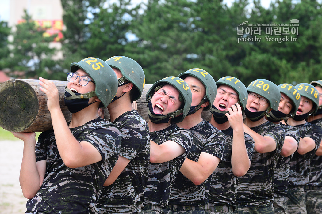 해병대 신병 1260기 5교육대 4주차 목봉장애물 사진 임영식 1_1176.jpg