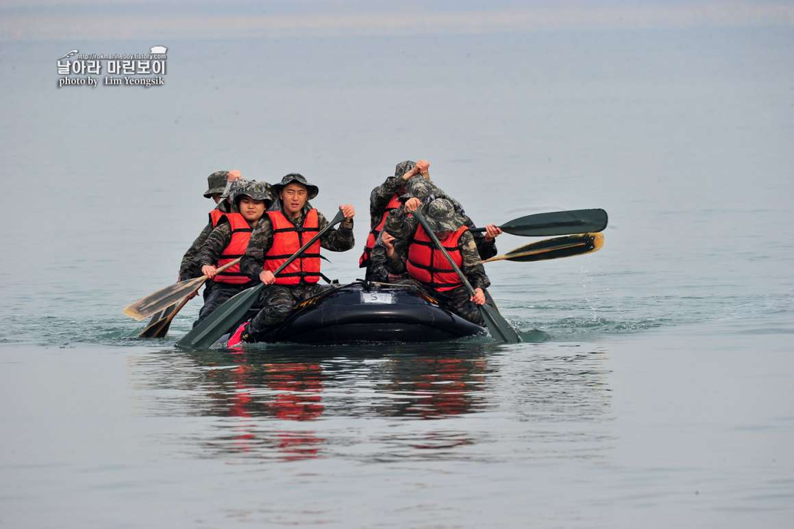 해병대 신병 1252기 4주차 5교육대 해상돌격_0156.jpg