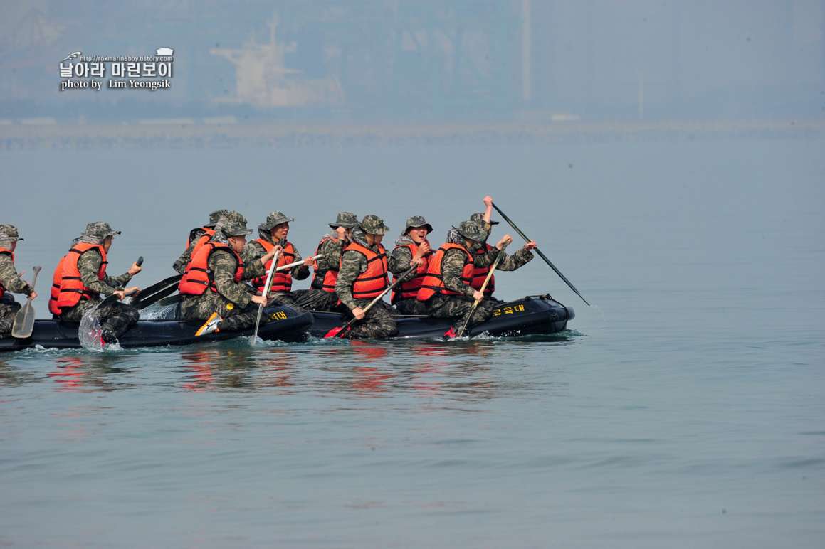 해병대 신병 1252기 4주차 5교육대 해상돌격_0295.jpg