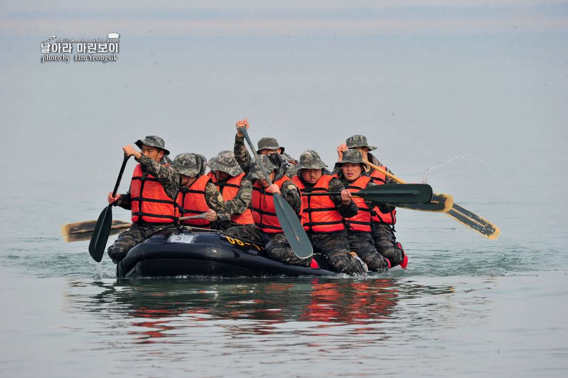 해병대 신병 1252기 4주차 5교육대 해상돌격_0160.jpg