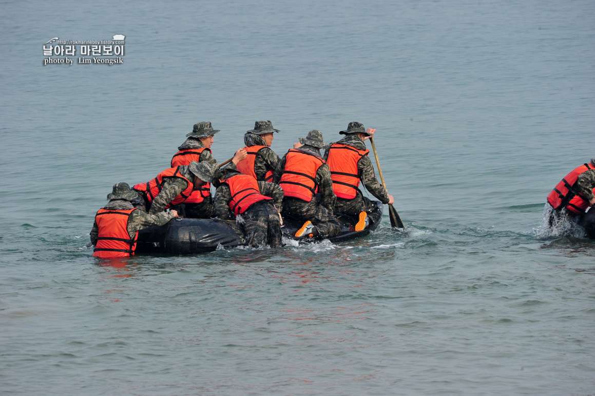 해병대 신병 1252기 4주차 5교육대 해상돌격_0200.jpg